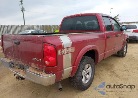 2007 Dodge Ram 1500 Slt/Trx4 Off Road/Sport z USA, uszkodzony, nr VIN 1D7HU18237S204752